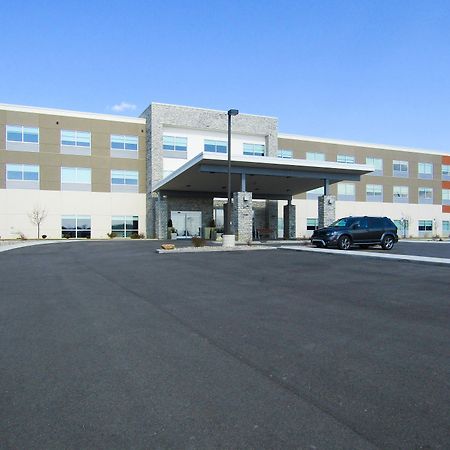 Holiday Inn Express & Suites Coldwater By Ihg Extérieur photo