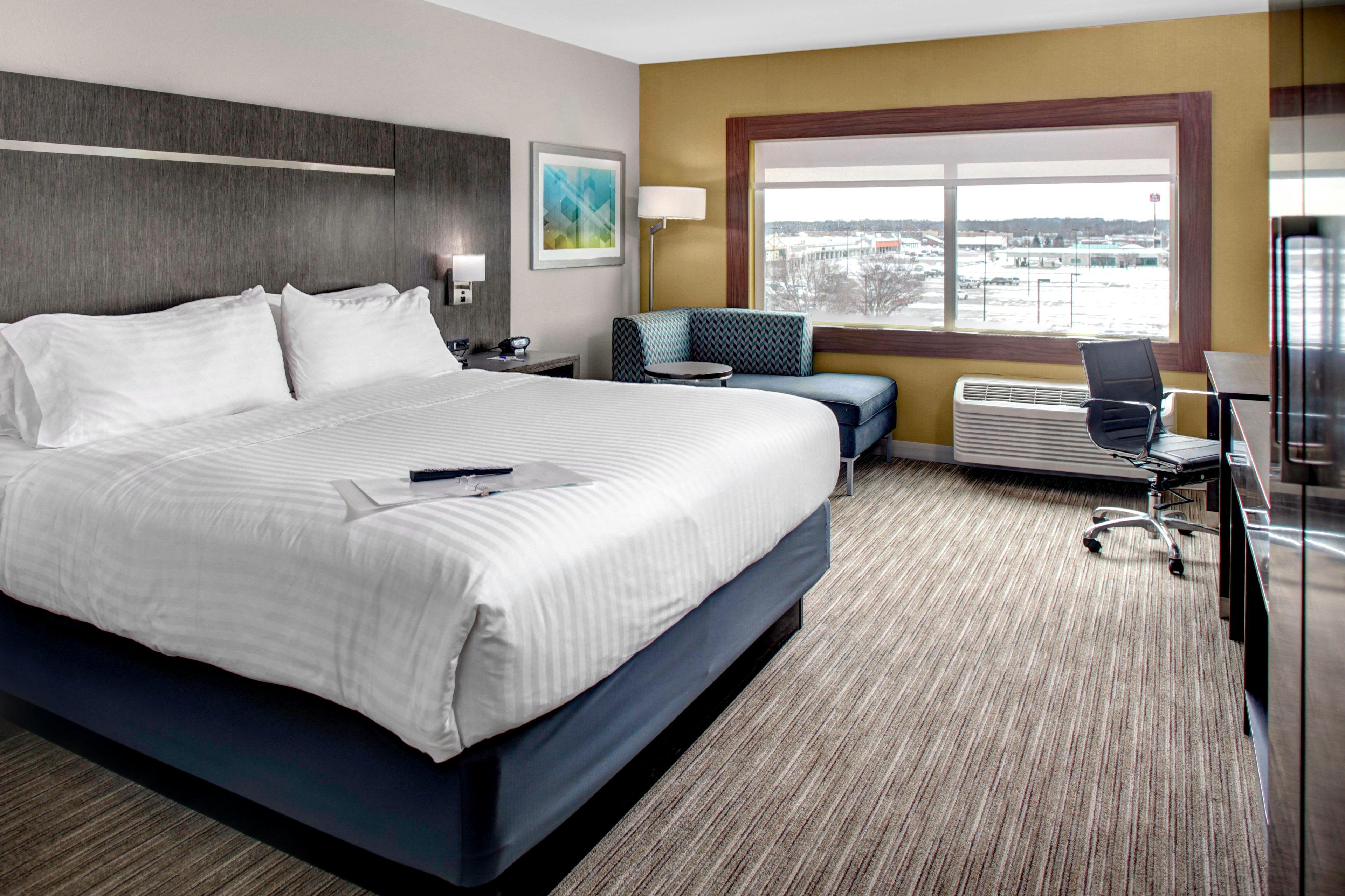 Holiday Inn Express & Suites Coldwater By Ihg Extérieur photo